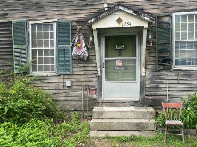 1254 US Route 5, Weathersfield, VT 05156