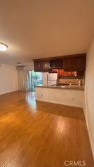 18530 Hatteras Street 102, Tarzana, CA 91356