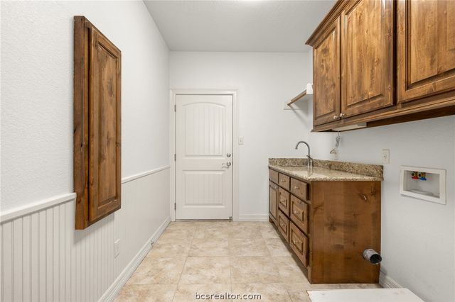 5202 Bloomsbury Way, Bryan, TX 77802
