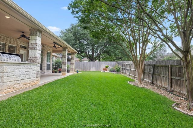 5202 Bloomsbury Way, Bryan, TX 77802