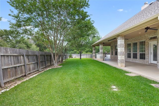 5202 Bloomsbury Way, Bryan, TX 77802