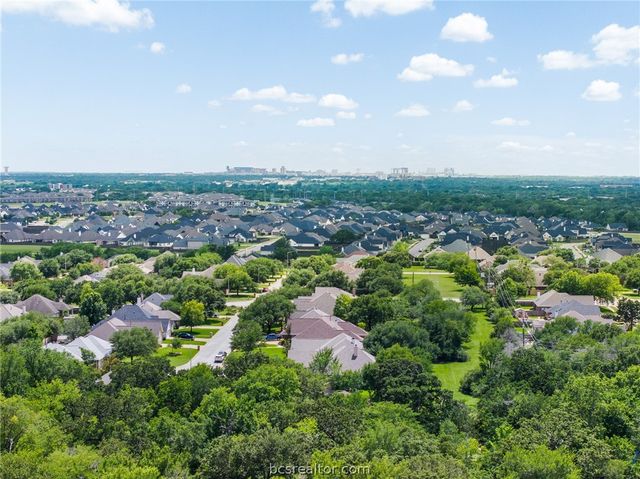 5202 Bloomsbury Way, Bryan, TX 77802
