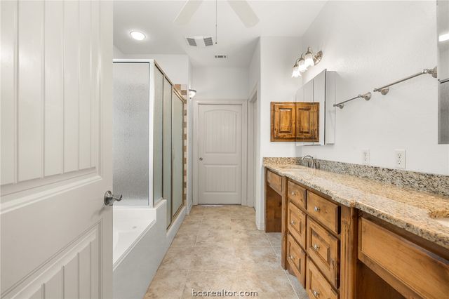5202 Bloomsbury Way, Bryan, TX 77802