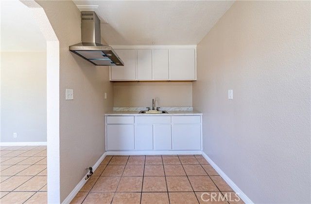 12430 Peach Street, Lynwood, CA 90262