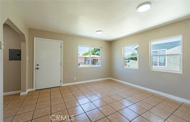 12430 Peach Street, Lynwood, CA 90262