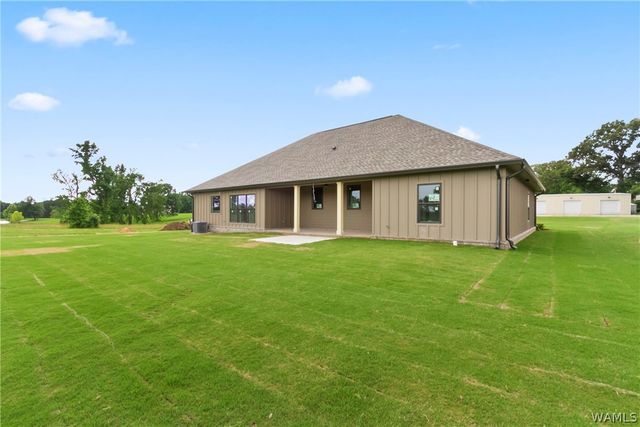 11146 Hilltop loop, Northport, AL 35475
