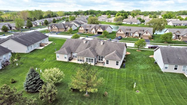 825 Grand Haven Way, Schererville, IN 46375