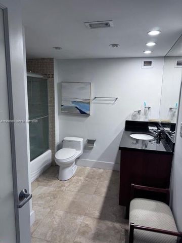 2301 Collins Ave 1425, Miami Beach, FL 33139