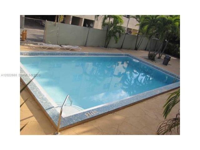 399 NW 72nd Ave 211, Miami, FL 33126