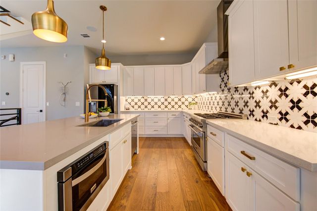 820 Wakefield Drive A, Houston, TX 77018