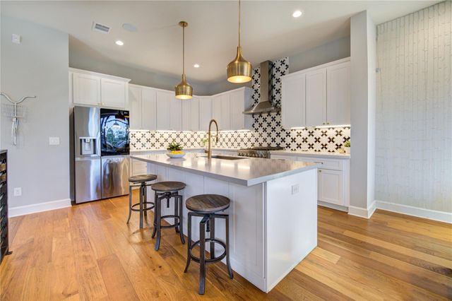 820 Wakefield Drive A, Houston, TX 77018