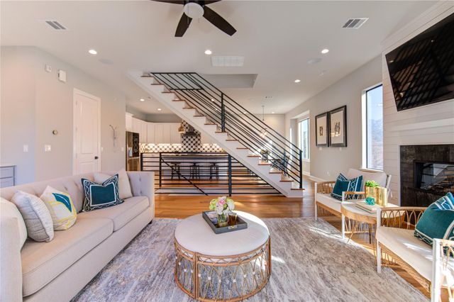 820 Wakefield Drive A, Houston, TX 77018