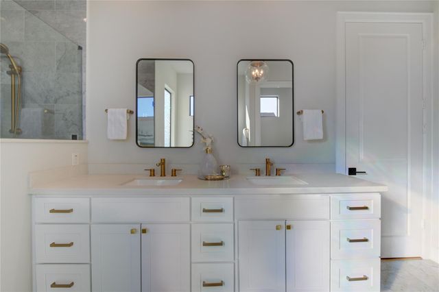 820 Wakefield Drive A, Houston, TX 77018