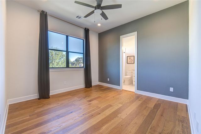 820 Wakefield Drive A, Houston, TX 77018