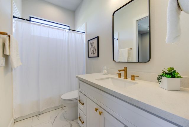 820 Wakefield Drive A, Houston, TX 77018