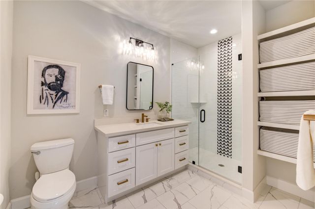 820 Wakefield Drive A, Houston, TX 77018