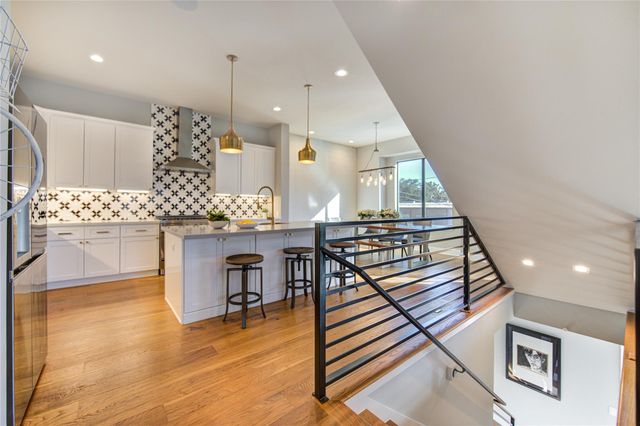 820 Wakefield Drive A, Houston, TX 77018