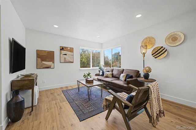 8423 E Jamison Circle, Centennial, CO 80112