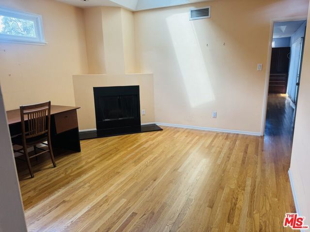 5065 Goodland Avenue, Los Angeles, CA 91607