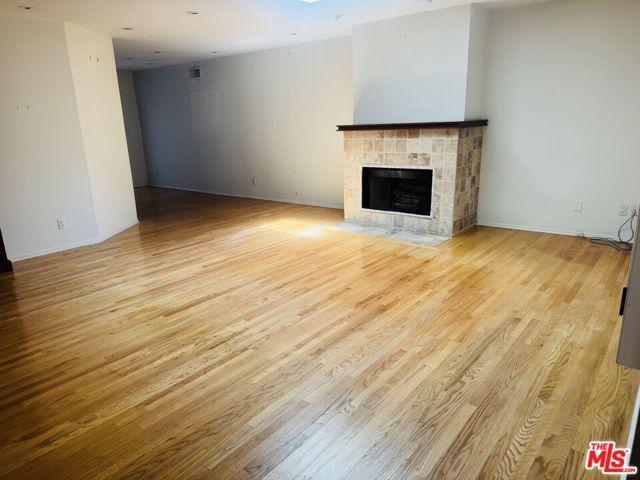 5065 Goodland Avenue, Los Angeles, CA 91607