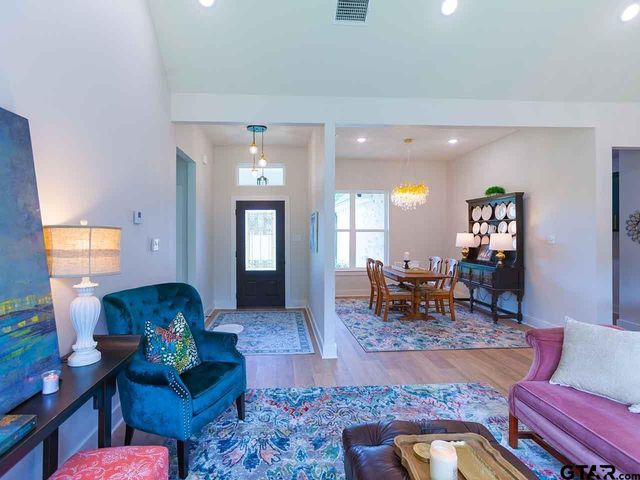 120 Pecan Dr, Bullard, TX 75757