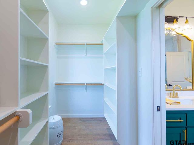 120 Pecan Dr, Bullard, TX 75757