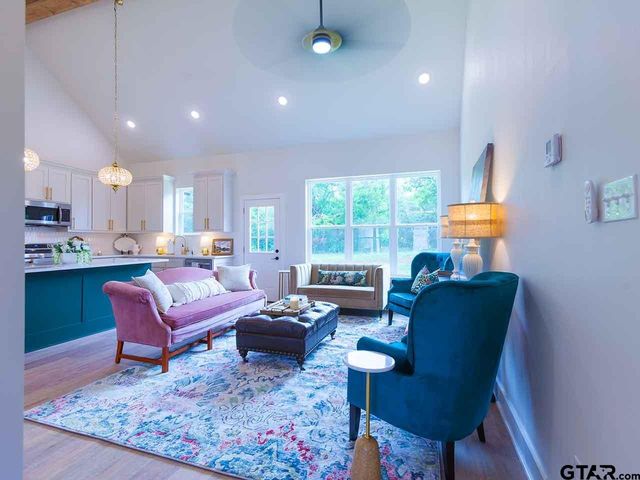 120 Pecan Dr, Bullard, TX 75757