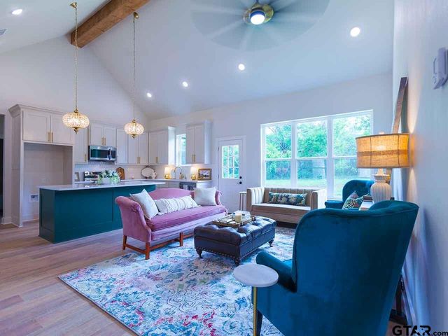 120 Pecan Dr, Bullard, TX 75757