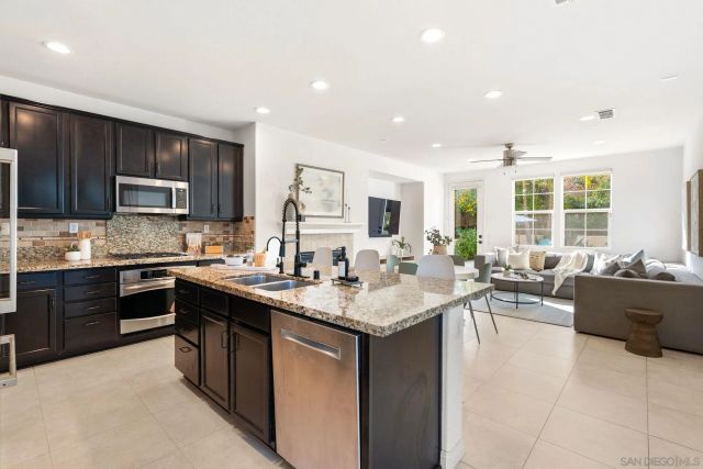 3474 Filoli Cir, Carlsbad, CA 92009