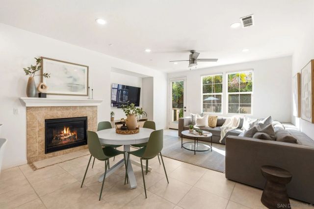 3474 Filoli Cir, Carlsbad, CA 92009