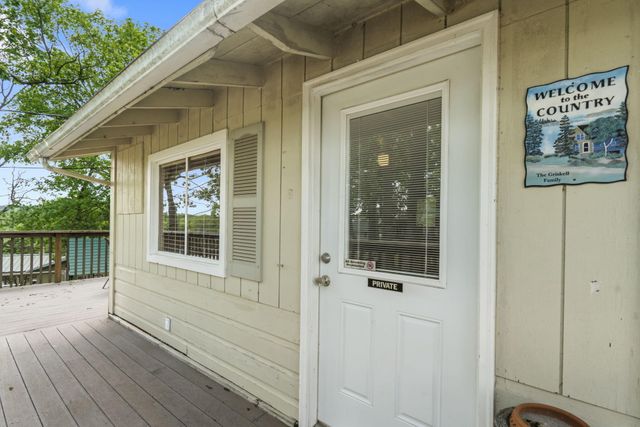 638 Double Day Loop, Branson West, MO 65737