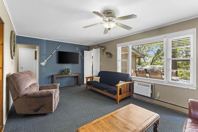 638 Double Day Loop, Branson West, MO 65737