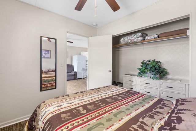 638 Double Day Loop, Branson West, MO 65737