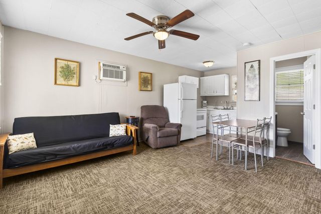 638 Double Day Loop, Branson West, MO 65737