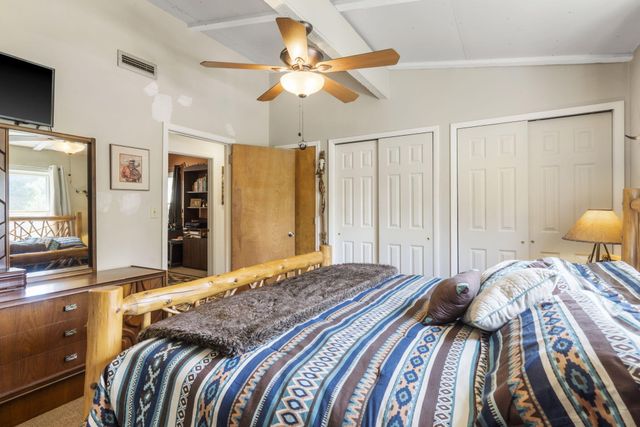 638 Double Day Loop, Branson West, MO 65737