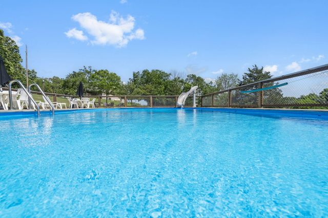 638 Double Day Loop, Branson West, MO 65737