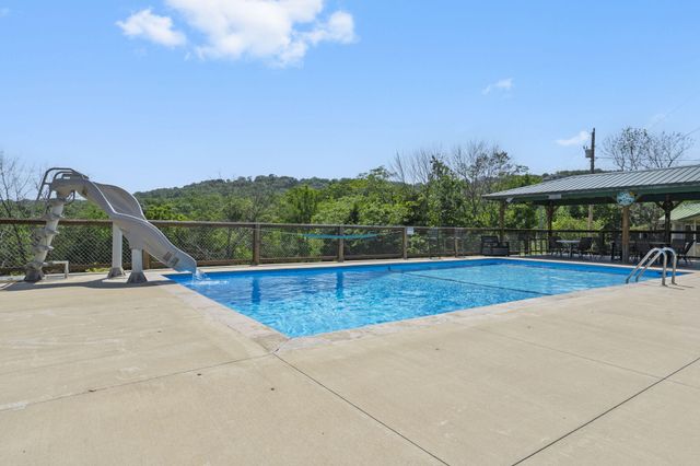 638 Double Day Loop, Branson West, MO 65737