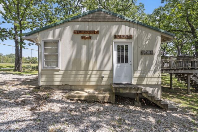 638 Double Day Loop, Branson West, MO 65737