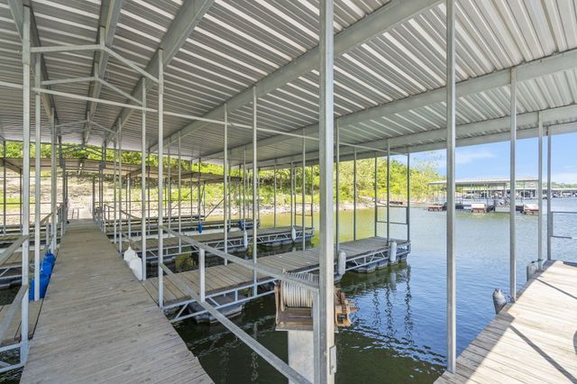 638 Double Day Loop, Branson West, MO 65737