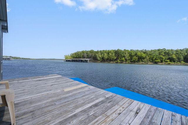 638 Double Day Loop, Branson West, MO 65737