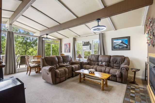 638 Double Day Loop, Branson West, MO 65737