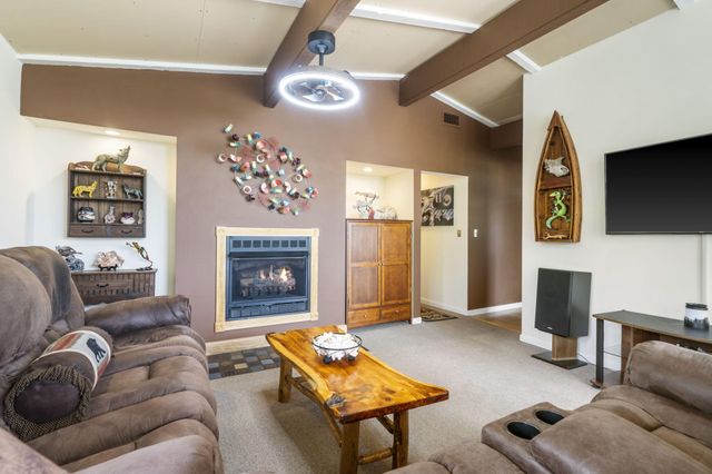 638 Double Day Loop, Branson West, MO 65737