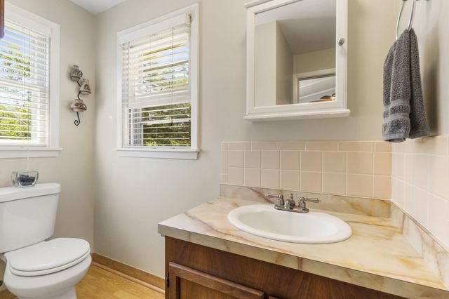 638 Double Day Loop, Branson West, MO 65737