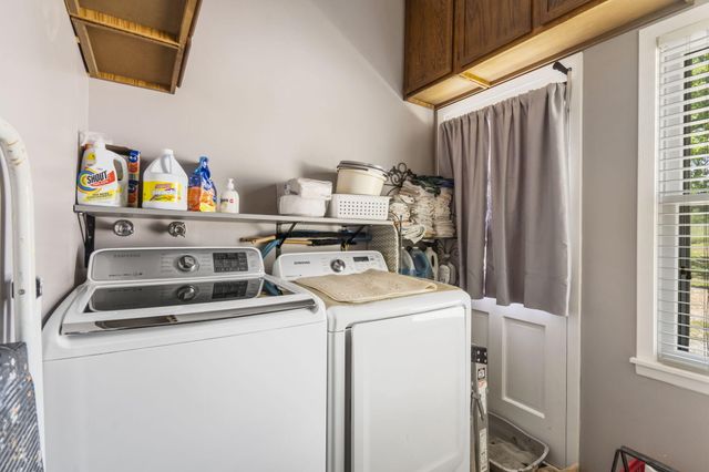 638 Double Day Loop, Branson West, MO 65737