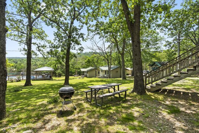 638 Double Day Loop, Branson West, MO 65737