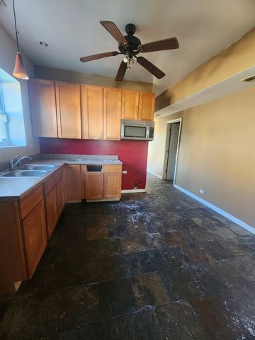 852 E 88th Street, Chicago, IL 60619