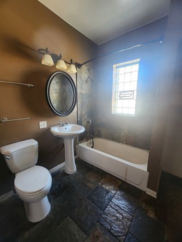 852 E 88th Street, Chicago, IL 60619