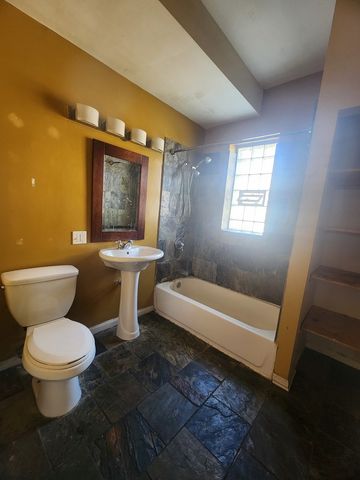 852 E 88th Street, Chicago, IL 60619