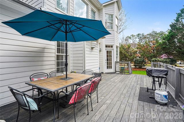 2312 Cota Court, Charlotte, NC 28262
