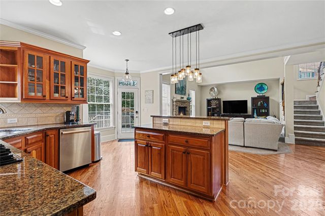 2312 Cota Court, Charlotte, NC 28262